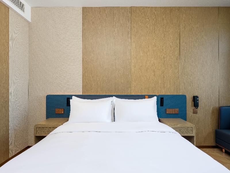 Holiday Inn Express Kashgar Downtown image
