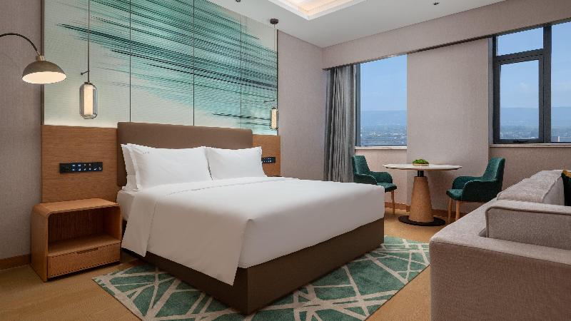 Holiday Inn Weinan High-Tech Zone image