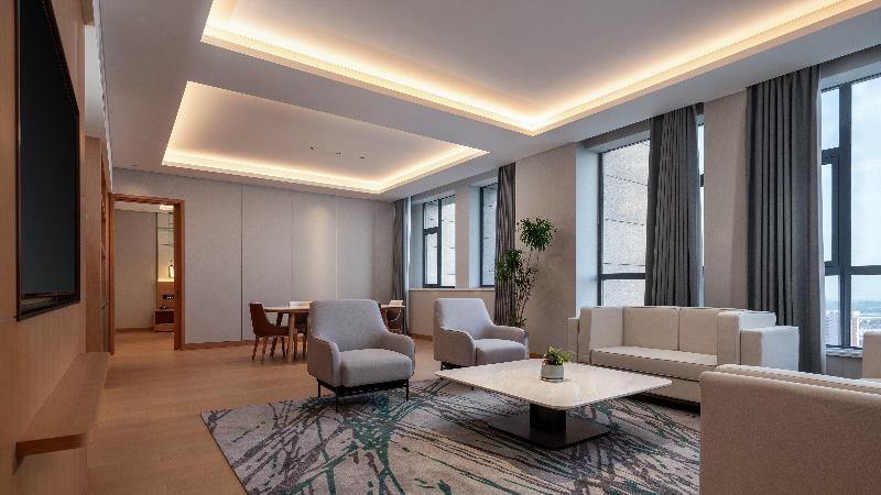 Holiday Inn Weinan High-Tech Zone image