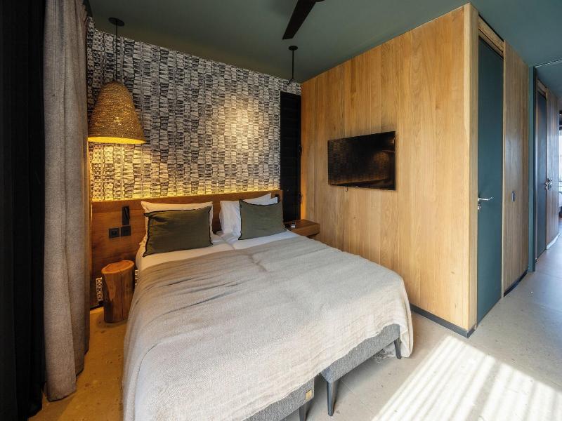 Wood Hotel & Spa image