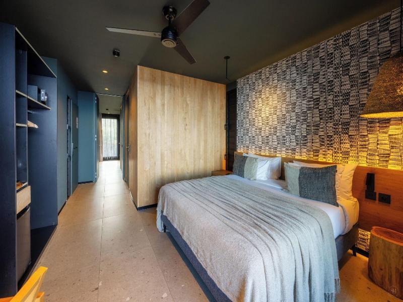 Wood Hotel & Spa image