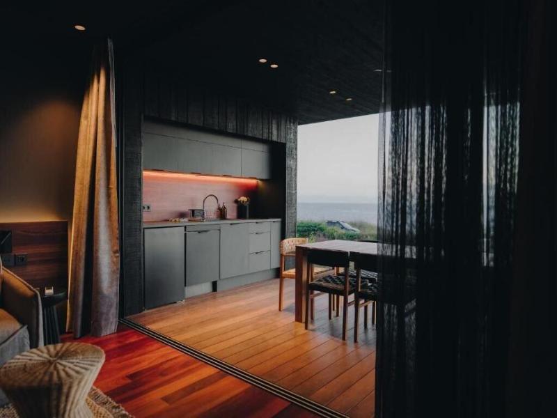 Wood Hotel & Spa image