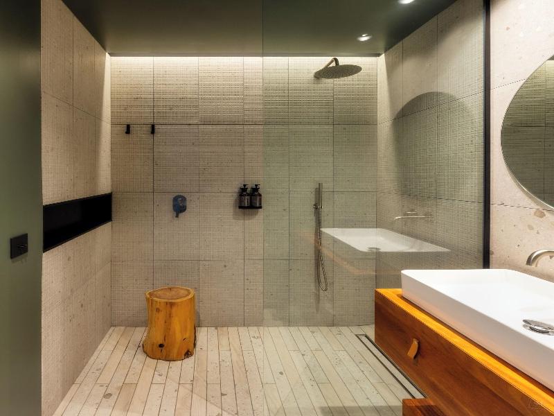 Wood Hotel & Spa image