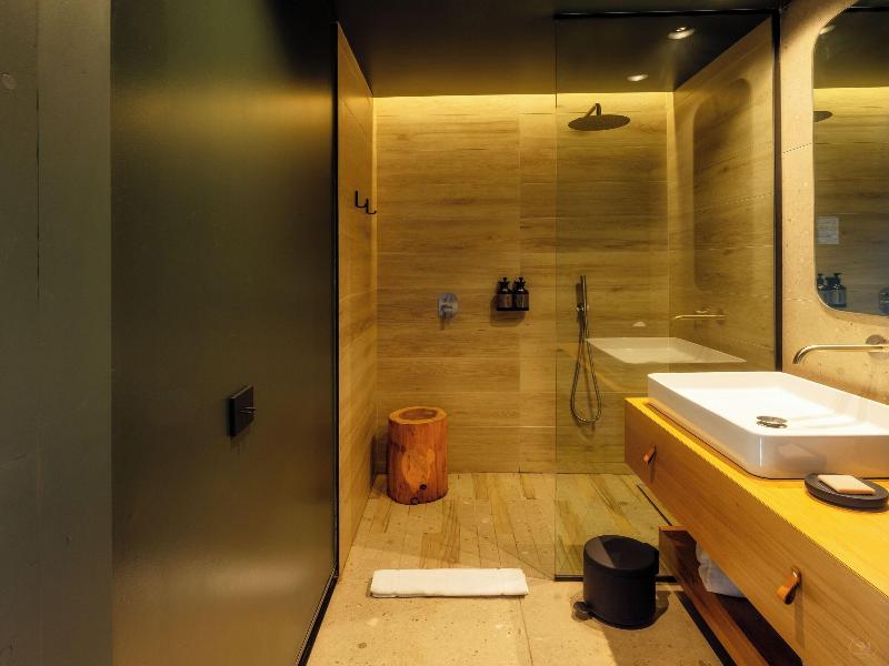 Wood Hotel & Spa image