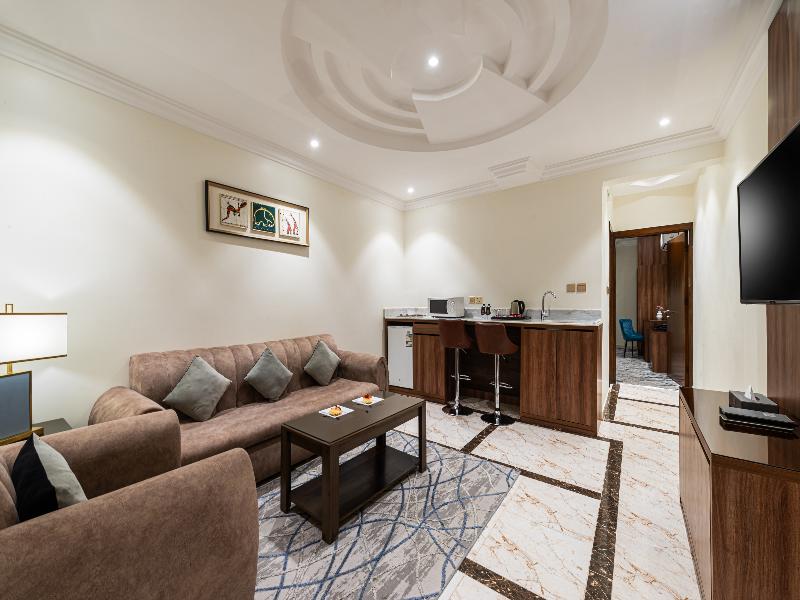 Al Qasr Al Tahlia Khamis Mushit image