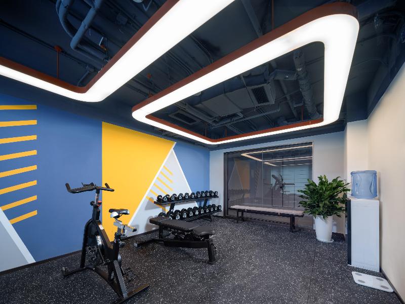 Holiday Inn Express Chengdu Shuangliu Chuanda Road image