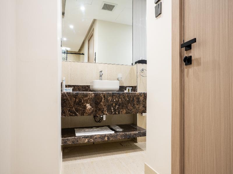 Visit Hotel image