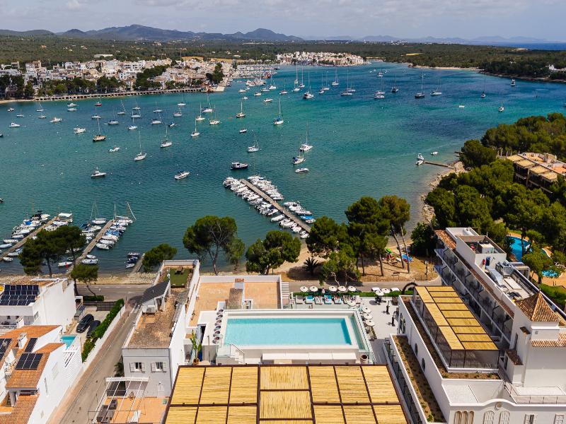 Smy Portocolom — exterior view