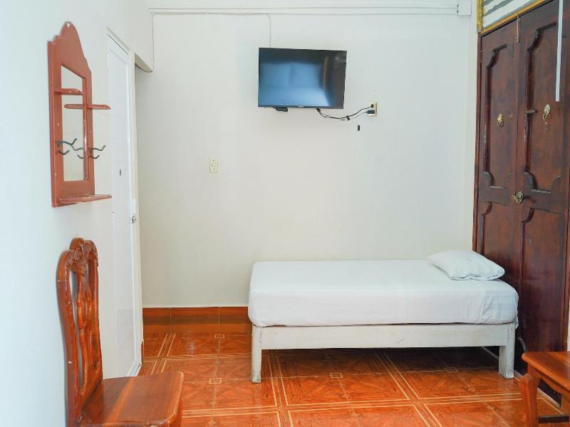 OYO Hotel El Conquistador image