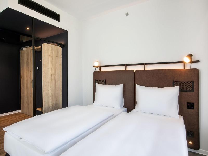 H2 Hotel Budapest image