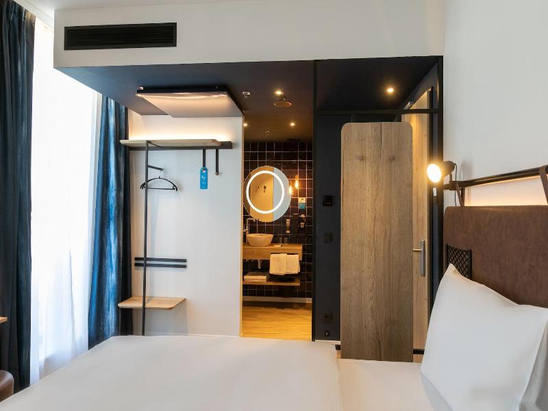 H2 Hotel Budapest image