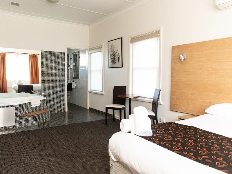 Sphinx Hotel image
