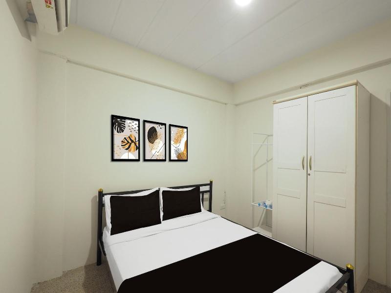 RQ Bangkok Huai Khwang by Collection O image