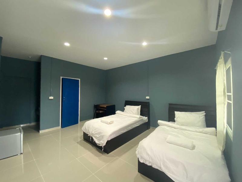 Collection O To The Sea Resort Thailand image
