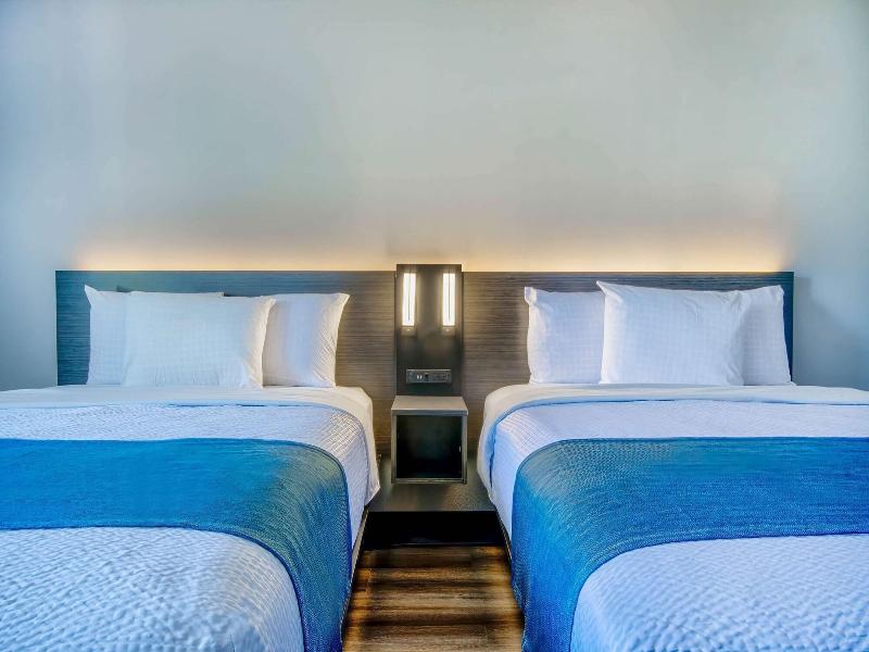 Motel 6 Jeffersonville, IN - Louisville image