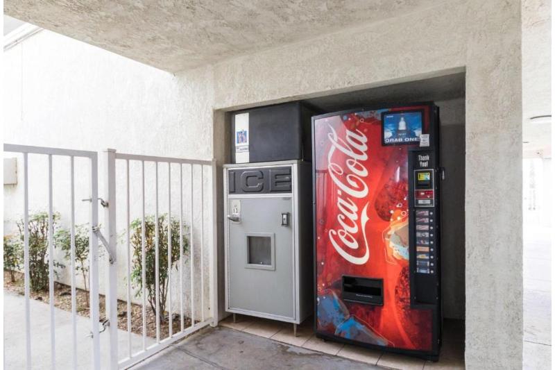 Motel 6 Hemet, CA image