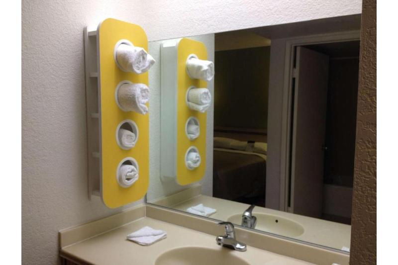 Motel 6 Hemet, CA image