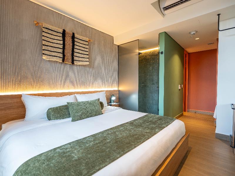 Hunters Concept Hotel By Jalo image