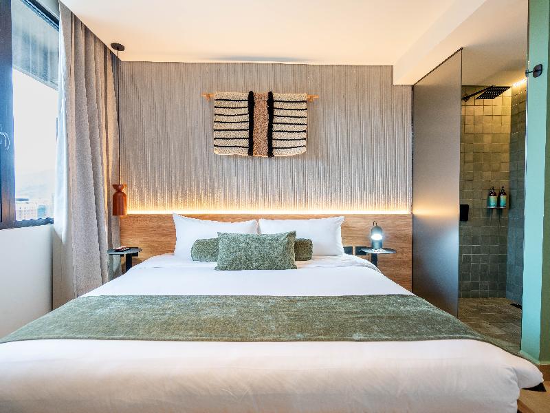 Hunters Concept Hotel By Jalo image