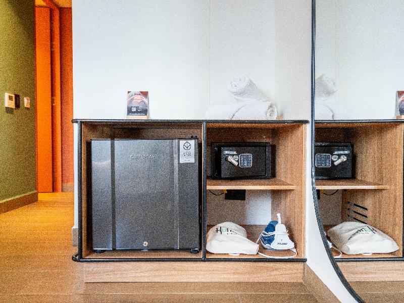 Hunters Concept Hotel By Jalo image