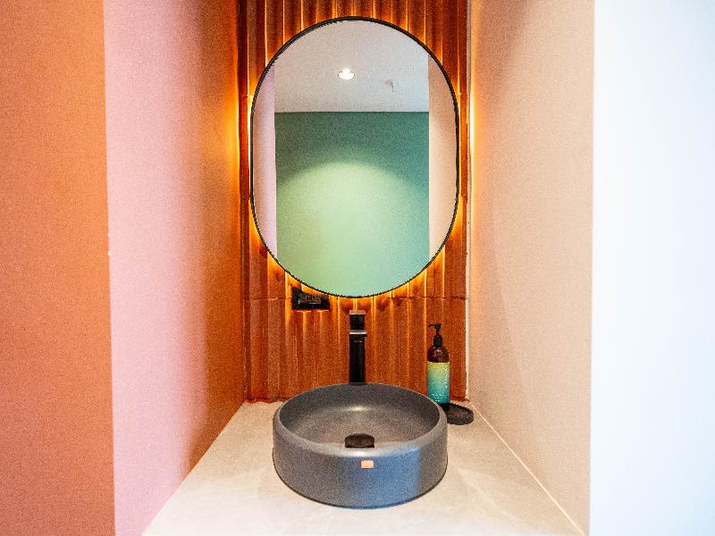 Hunters Concept Hotel By Jalo image