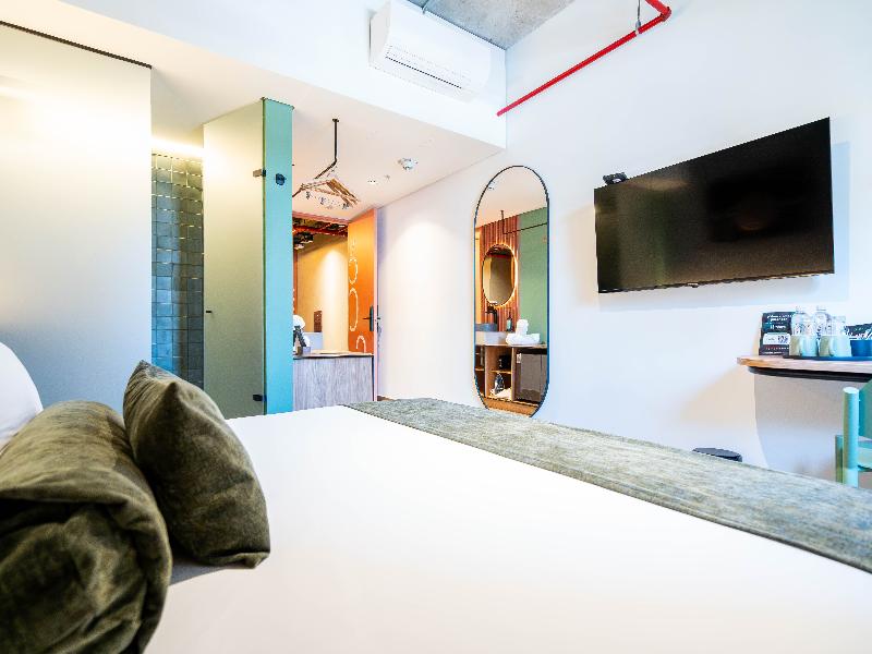 Hunters Concept Hotel By Jalo image