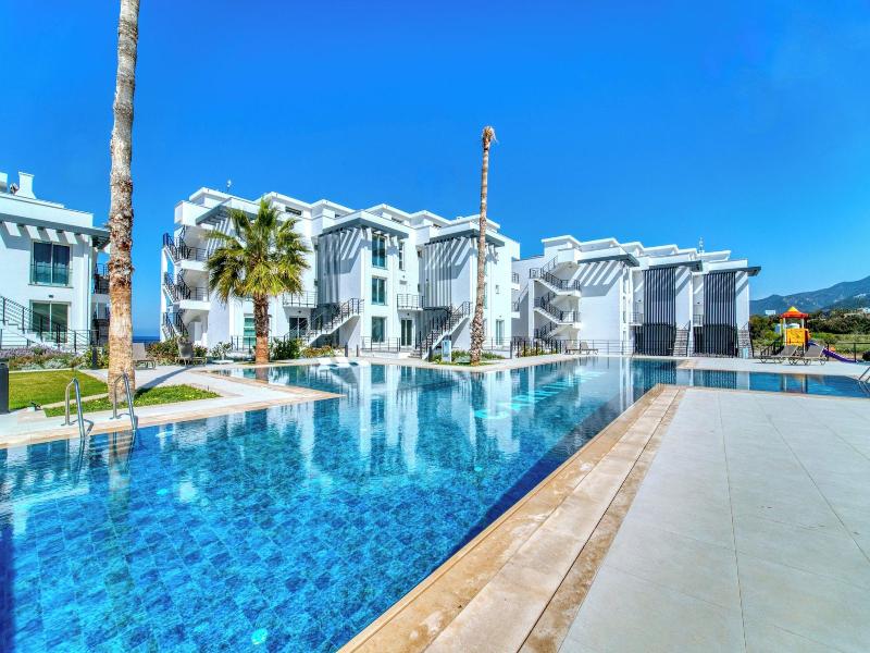 Atlantis Malibu By Carrington image