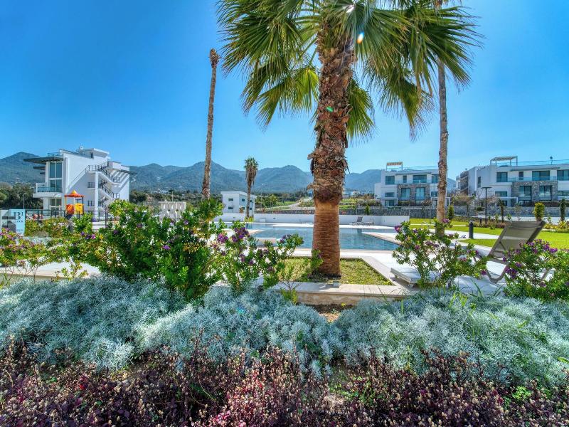 Atlantis Malibu By Carrington image