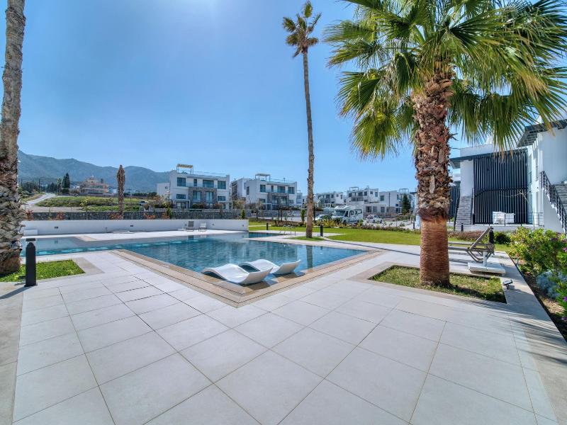 Atlantis Malibu By Carrington image