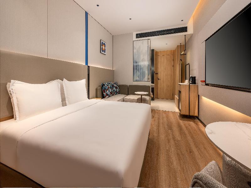 Holiday Inn Express Ziyang City Center by IHG image