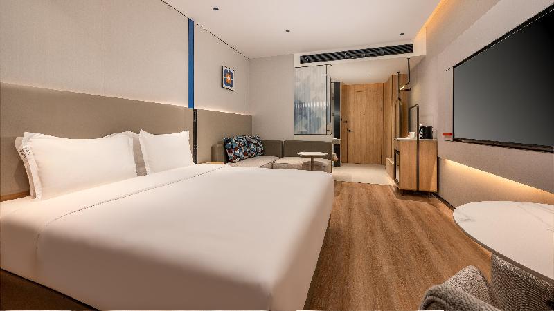 Holiday Inn Express Ziyang City Center by IHG image