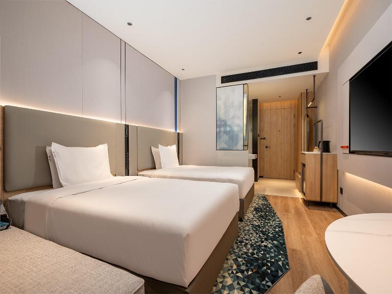 Holiday Inn Express Ziyang City Center by IHG image