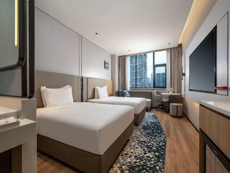 Holiday Inn Express Ziyang City Center by IHG image
