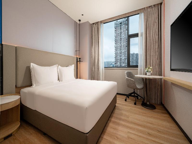 Holiday Inn Express Ziyang City Center by IHG image