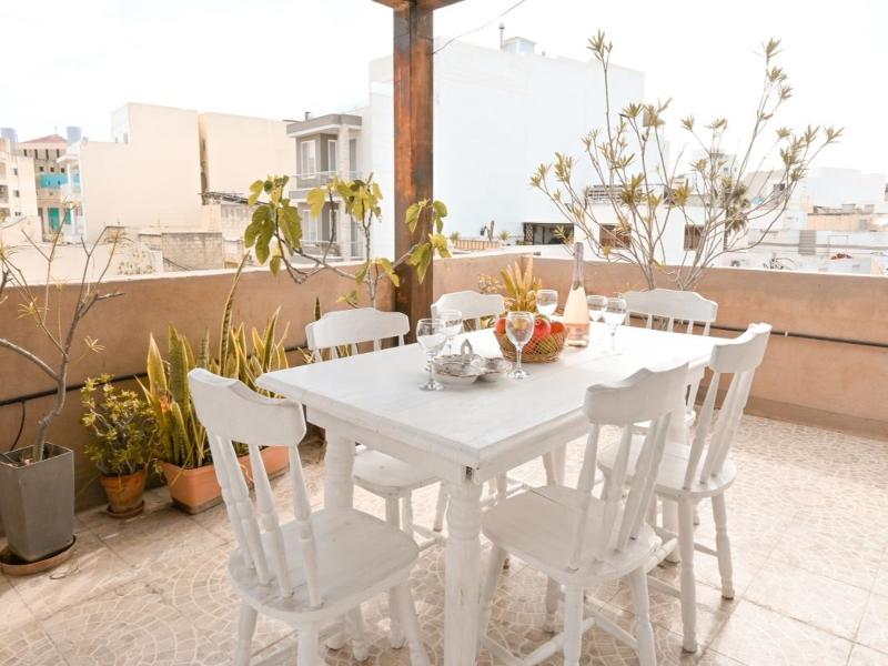 7 Mediterranea Villa image