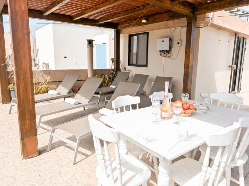 7 Mediterranea Villa image