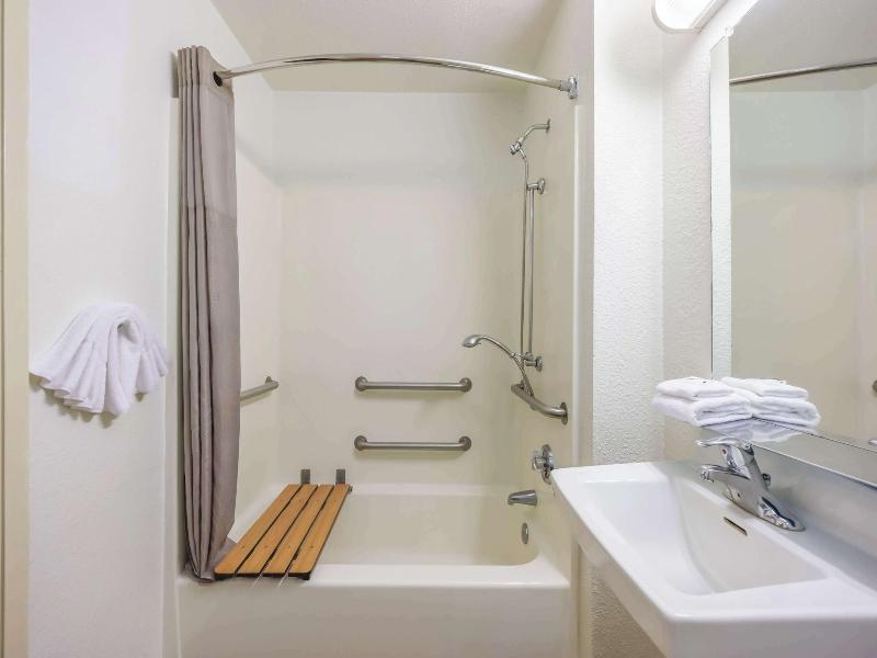 Studio 6 Seattle, WA – Sea-Tac Airport South image