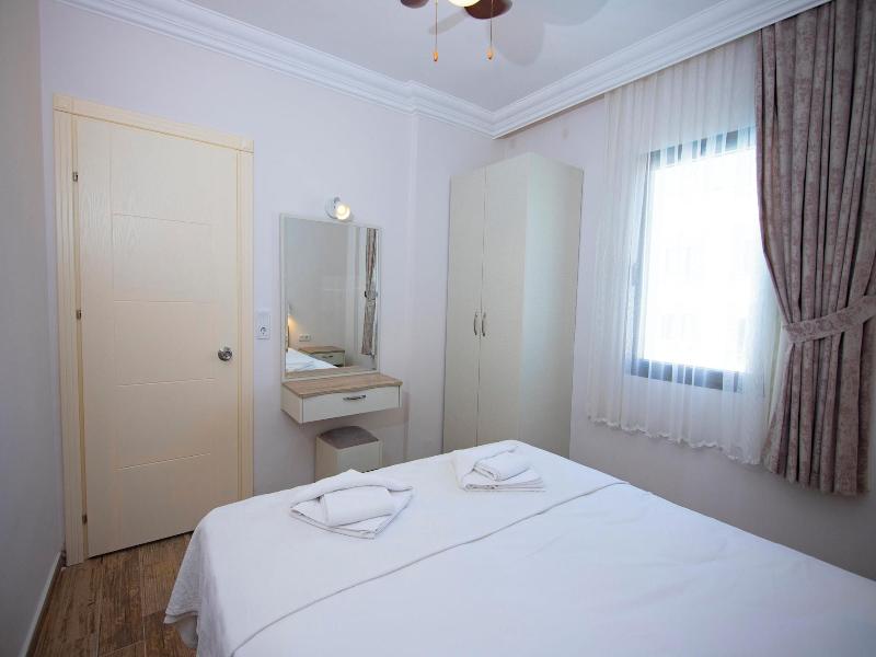 Diplomat Suites image