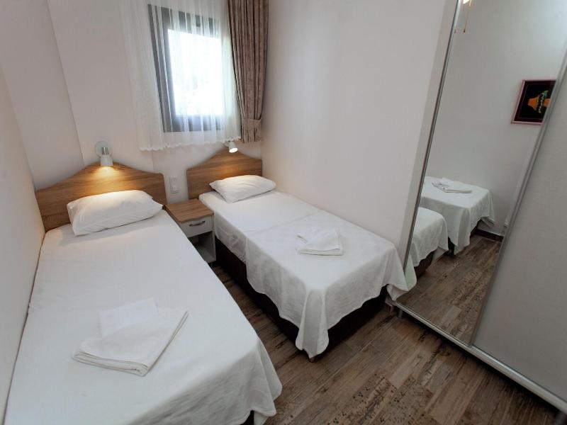 Diplomat Suites image