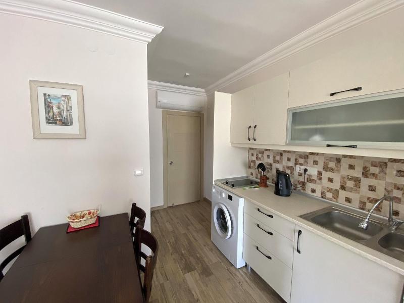 Diplomat Suites image