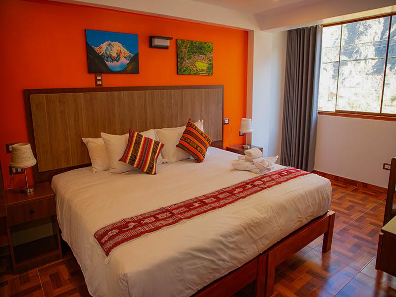Cocatambo image