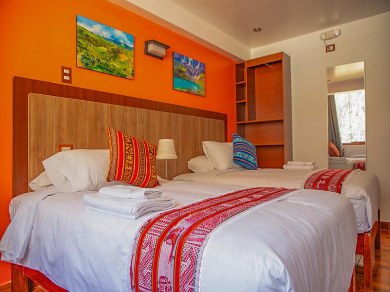 Cocatambo image