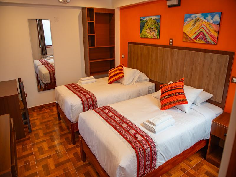 Cocatambo image