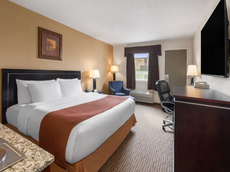 Travelodge By Wyndham Valleyview Ab