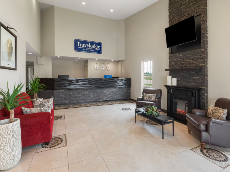 Travelodge By Wyndham Valleyview Ab