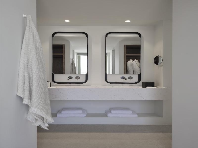 Parian Chronicle Hotel Paros Dest By Hyatt image