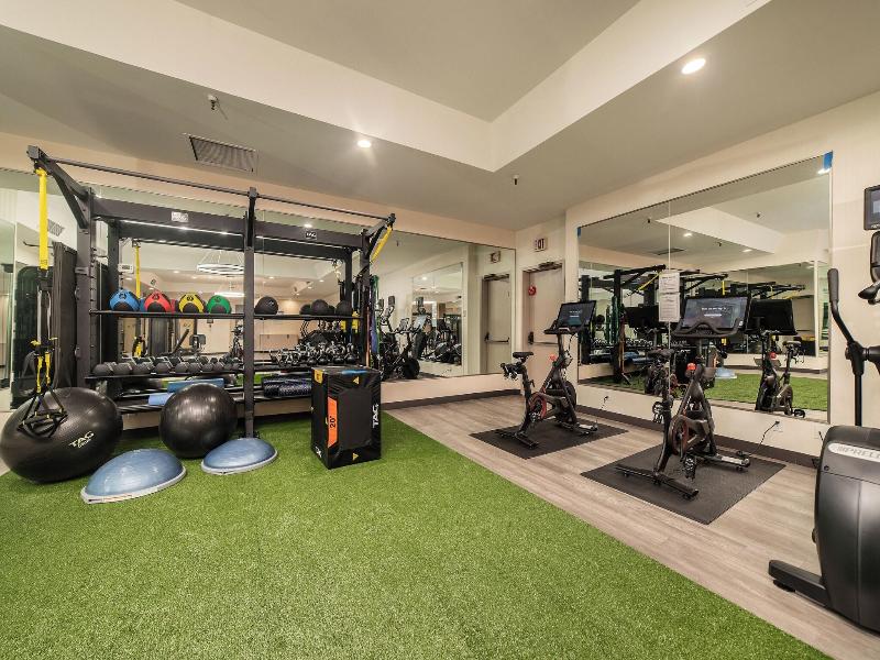 Hilton Garden Inn Clackamas Portland image