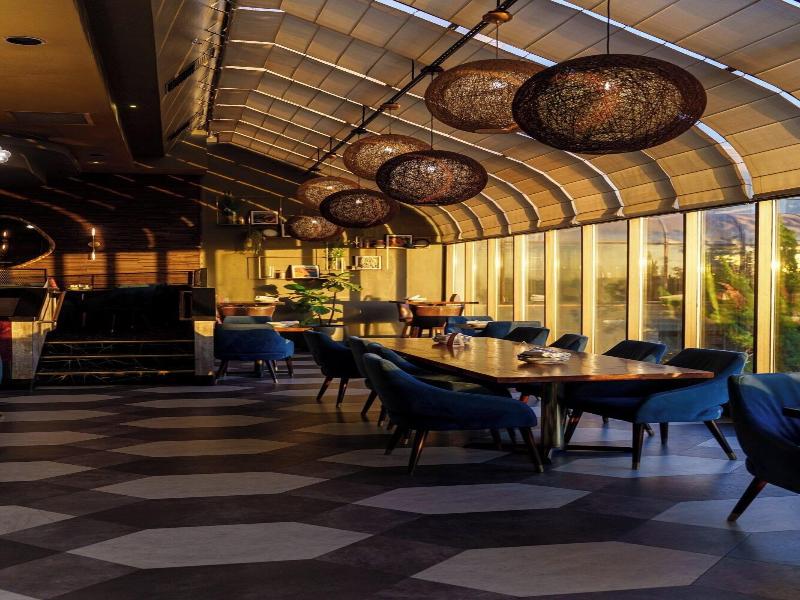 Hilton Garden Inn Clackamas Portland image