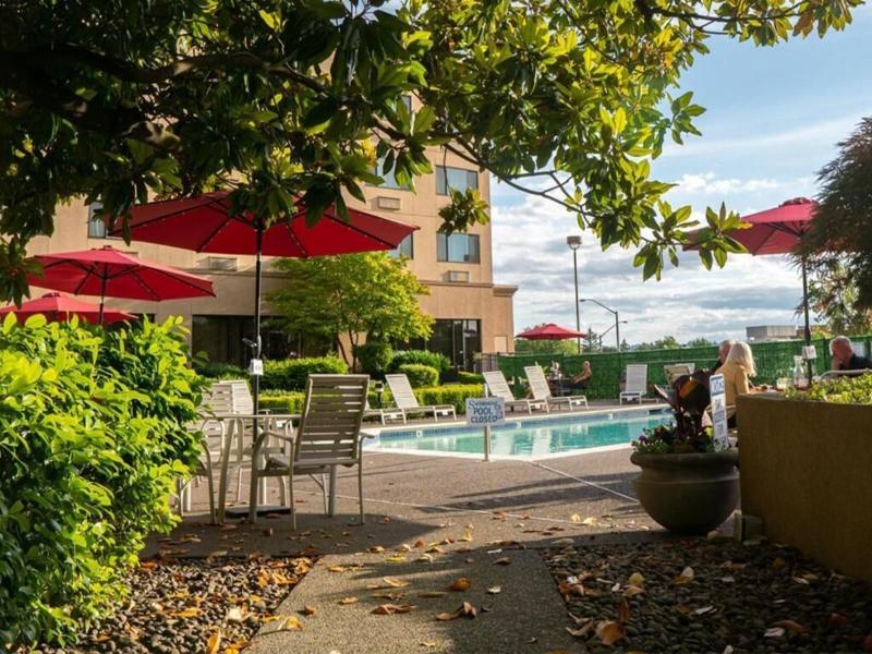 Hilton Garden Inn Clackamas Portland image