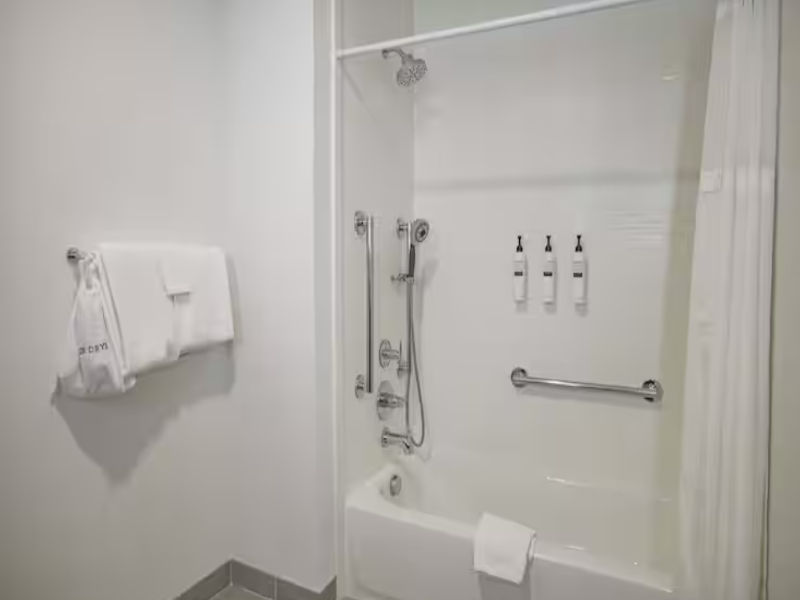 Hilton Garden Inn Clackamas Portland image